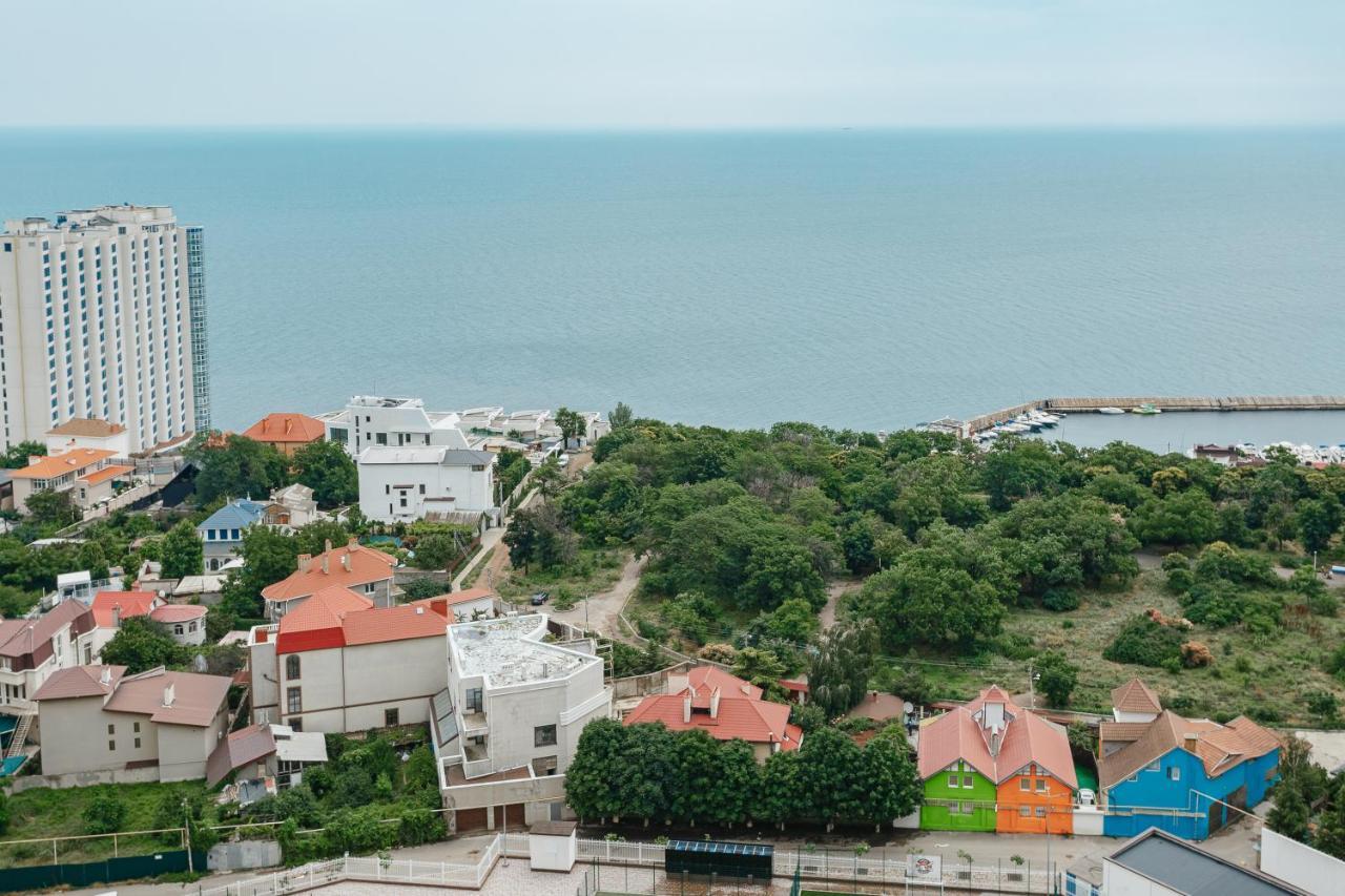 Direct Sea View