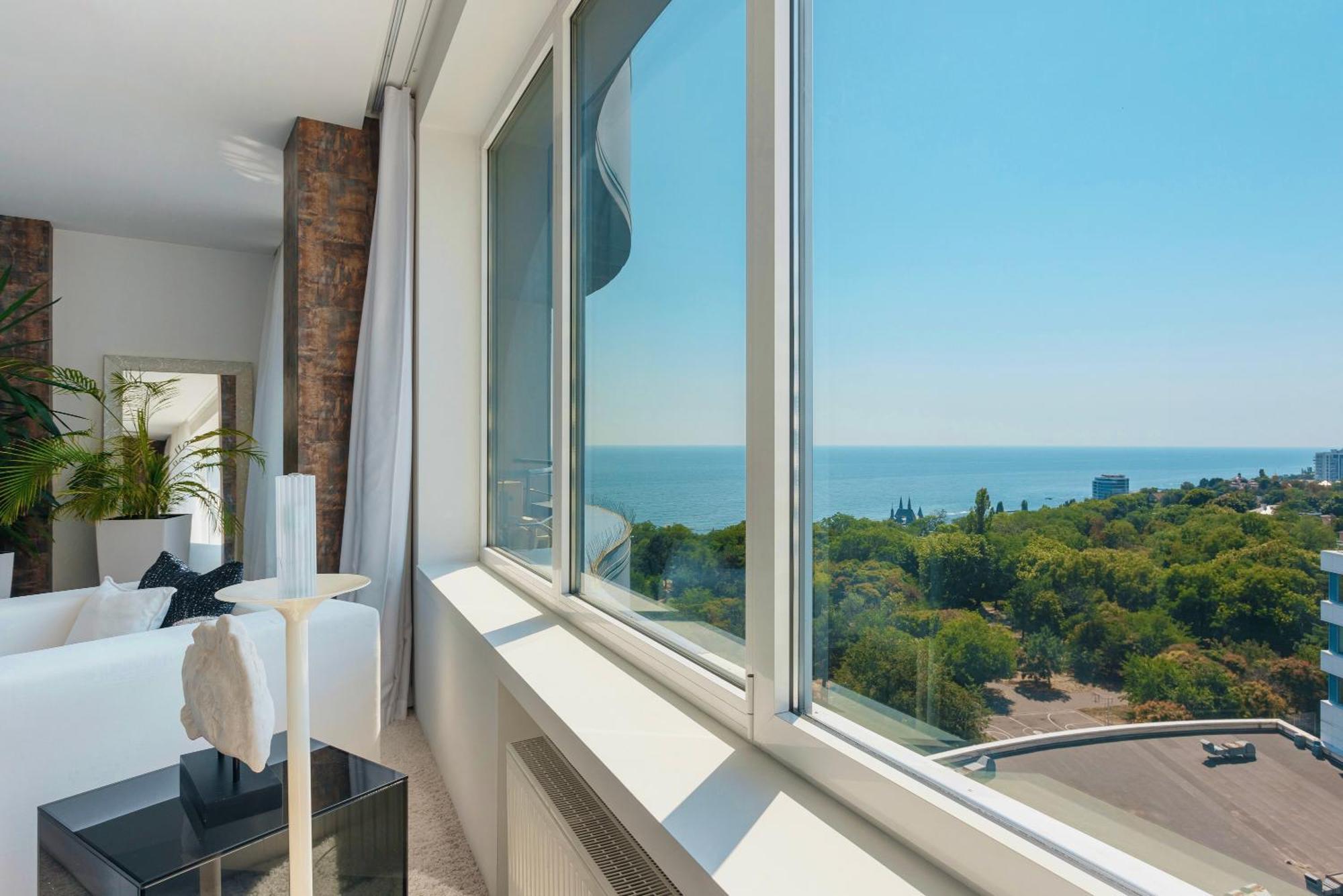 Direct Sea View *