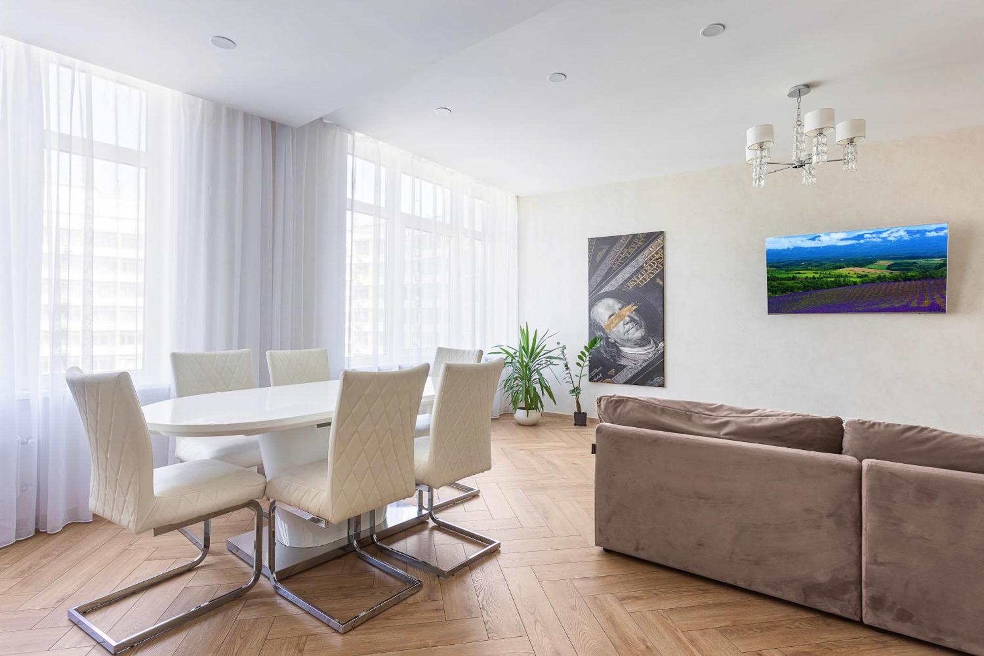 Апартаменты Direct Sea View
